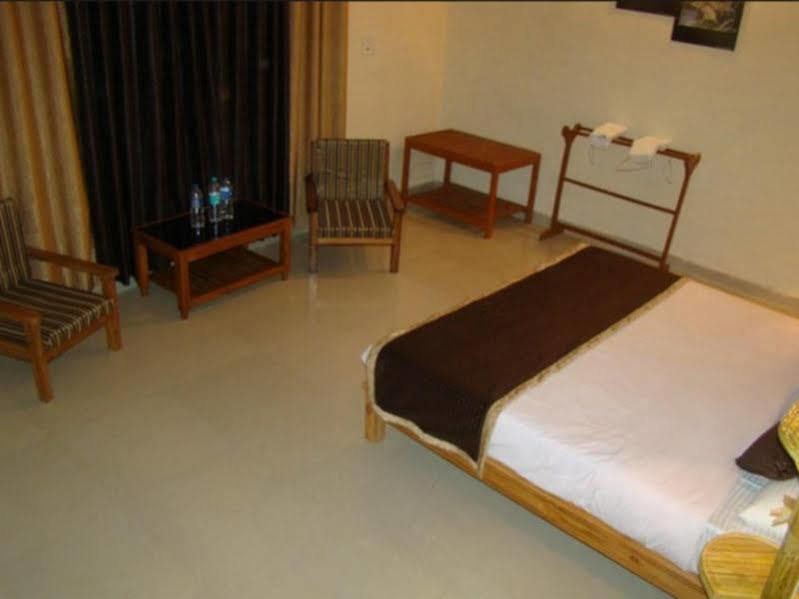 Mogli Resort Kanha Luaran gambar